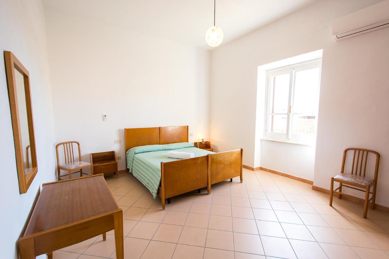 La Corte Del Maria Rosaria Orosei Buitenkant foto
